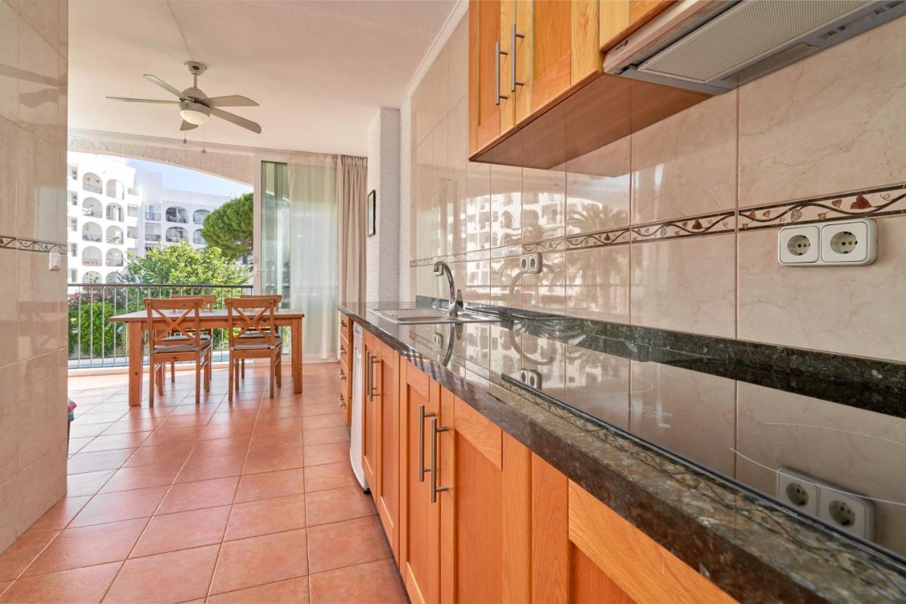Carabeo 23- Acceso A La Playa Apartment เนร์คา ภายนอก รูปภาพ