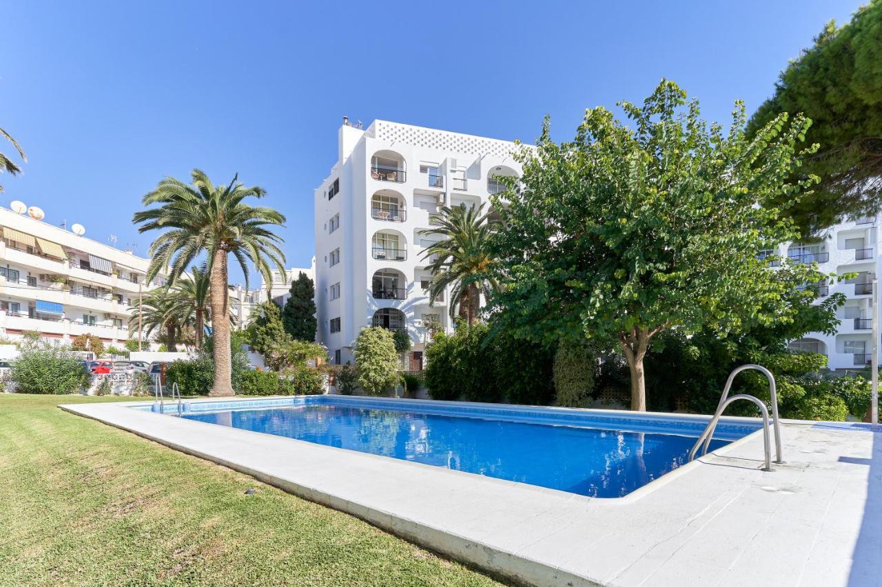 Carabeo 23- Acceso A La Playa Apartment เนร์คา ภายนอก รูปภาพ
