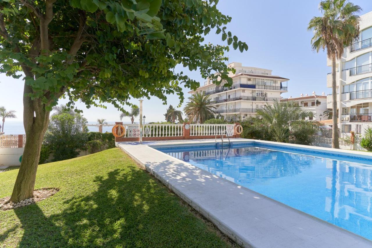 Carabeo 23- Acceso A La Playa Apartment เนร์คา ภายนอก รูปภาพ