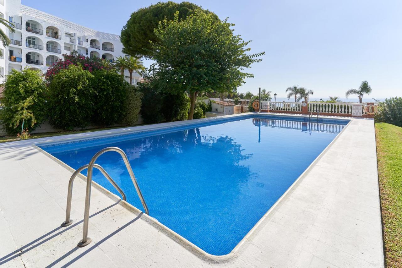 Carabeo 23- Acceso A La Playa Apartment เนร์คา ภายนอก รูปภาพ
