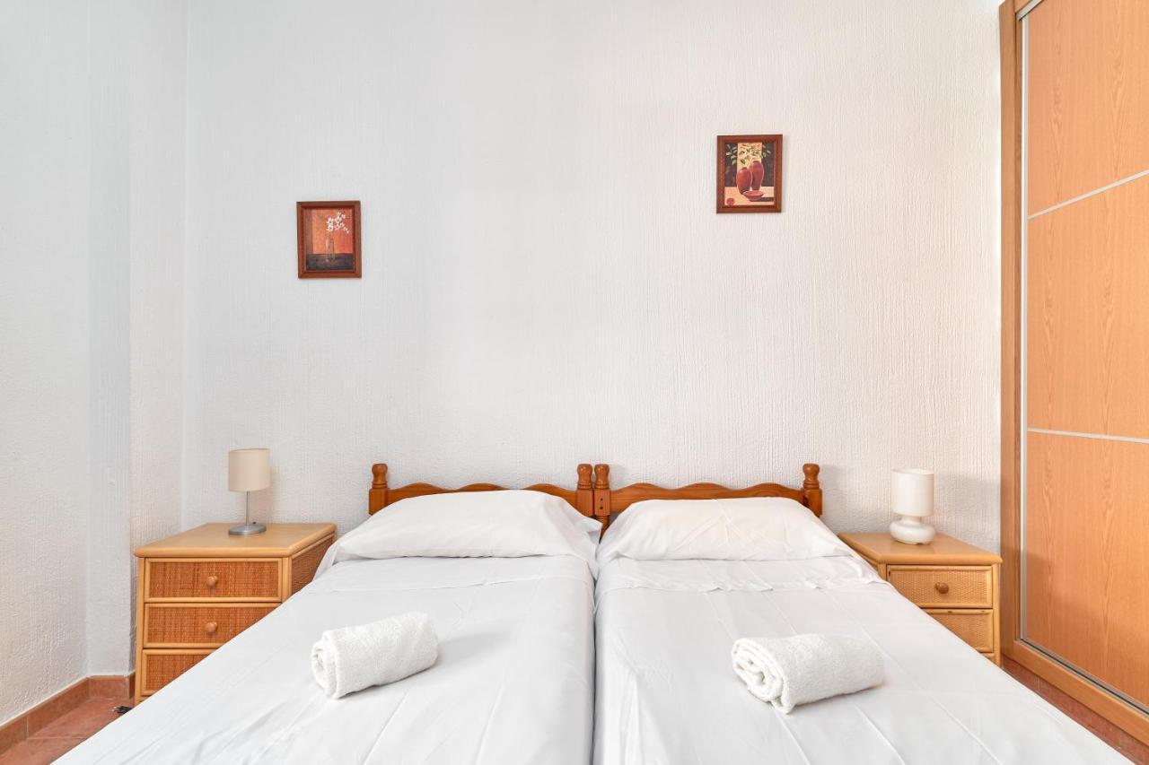 Carabeo 23- Acceso A La Playa Apartment เนร์คา ภายนอก รูปภาพ