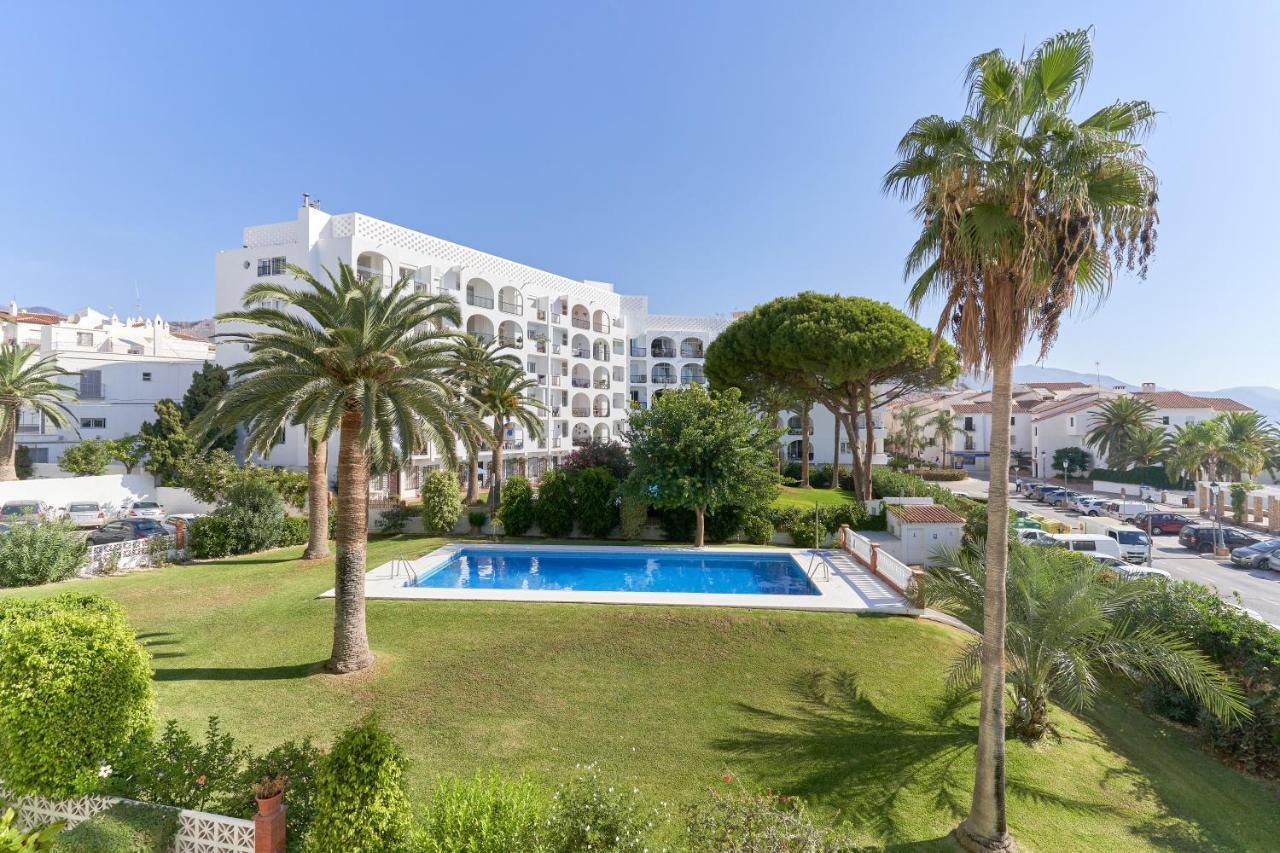 Carabeo 23- Acceso A La Playa Apartment เนร์คา ภายนอก รูปภาพ