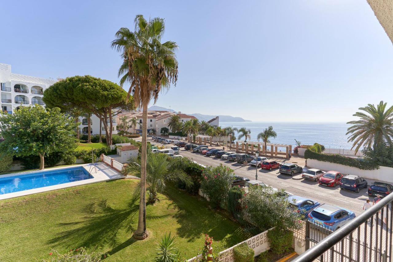 Carabeo 23- Acceso A La Playa Apartment เนร์คา ภายนอก รูปภาพ